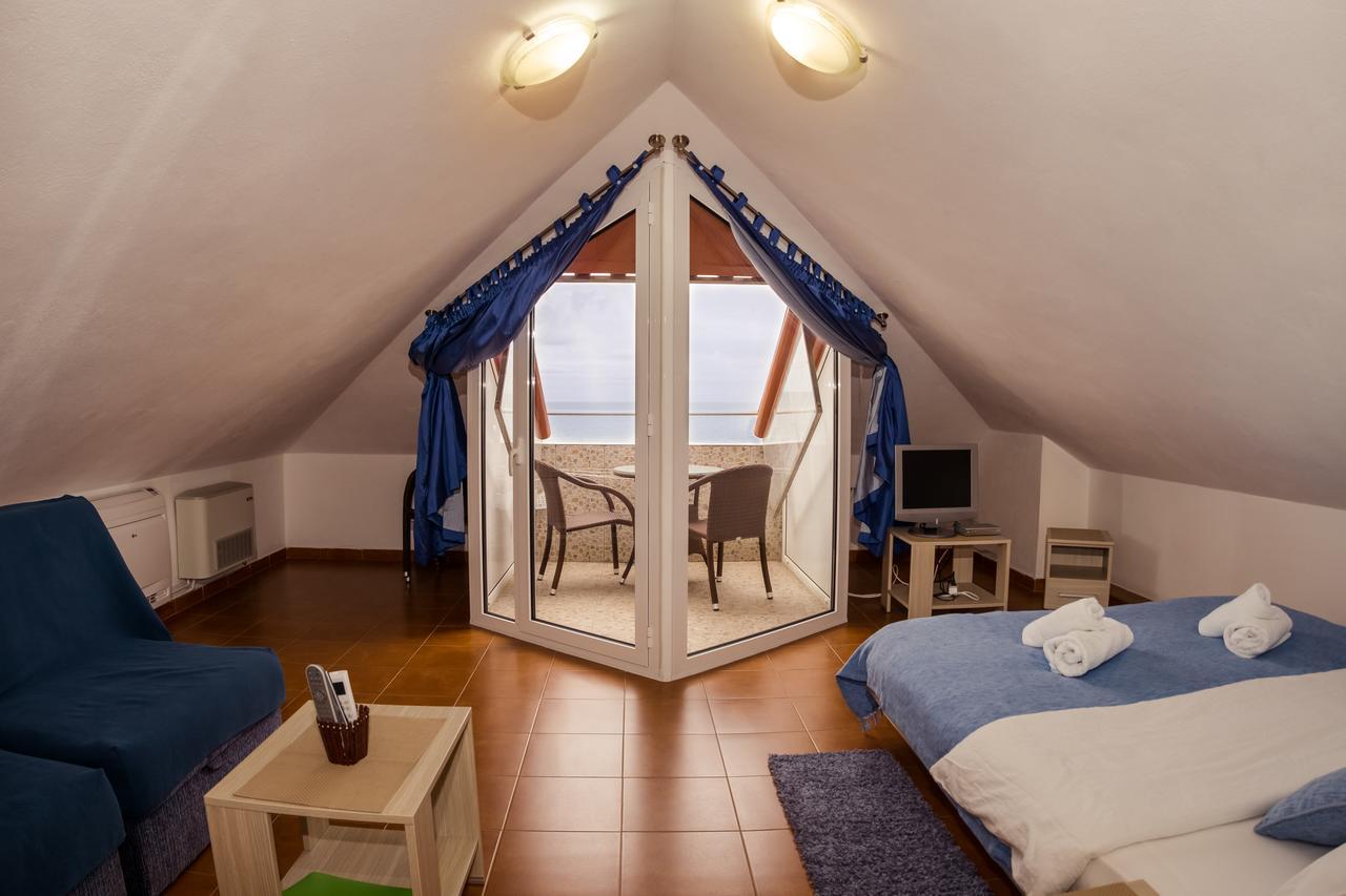 R-Club Old Town Apartments Budua Esterno foto