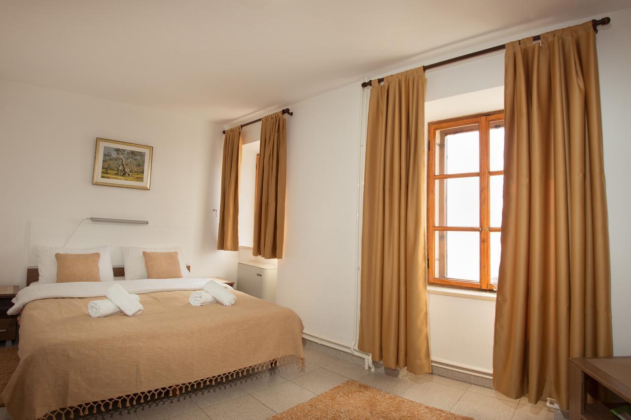 R-Club Old Town Apartments Budua Esterno foto